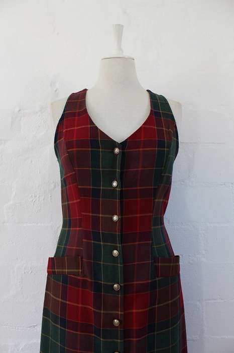 VINTAGE RED GREEN PLAID CHECK PRINT BUTTON DOWN DRESS - SIZE 10