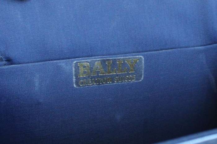 *BALLY* DESIGNER VINTAGE NAVY BLUE GENUINE LEATHER SLING BAG HANDBAG