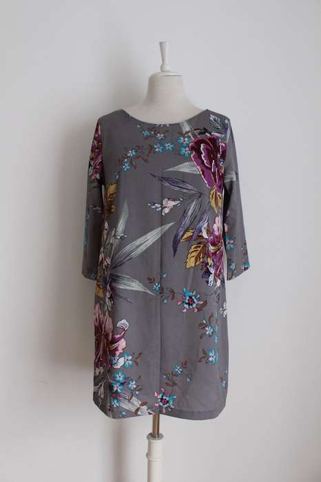 *STUDIO W* GREY FLORAL PRINT SHIFT DRESS - SIZE 10