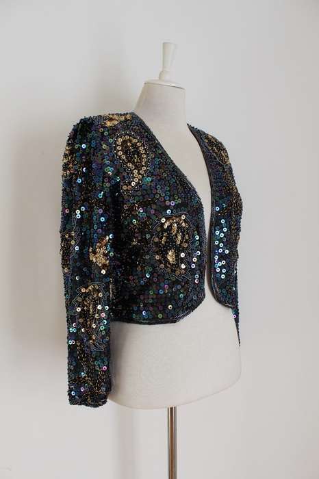 100% SILK VINTAGE SEQUINED BEADED CROPPED JACKET TOP - SIZE M