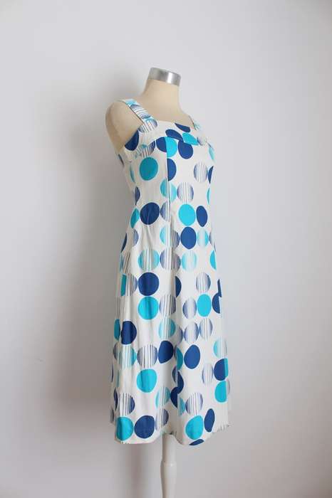 VINTAGE WHITE BLUE SPOTTED BUTTON DOWN BACK DRESS - SIZE 8