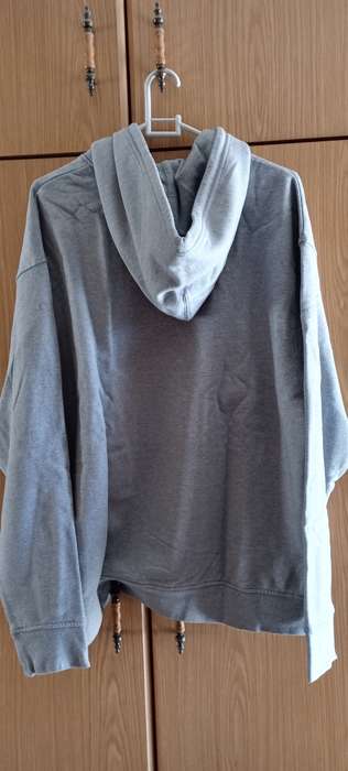 Levi`s Men`s Relaxed Graphic Hoodie Grey Medium