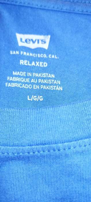Levi`s Men`s Relaxed Fit T-Shirt Blue Large