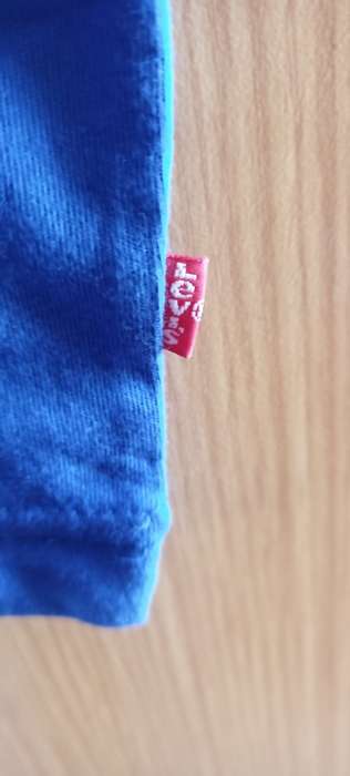 Levi`s Men`s Relaxed Fit T-Shirt Blue Large