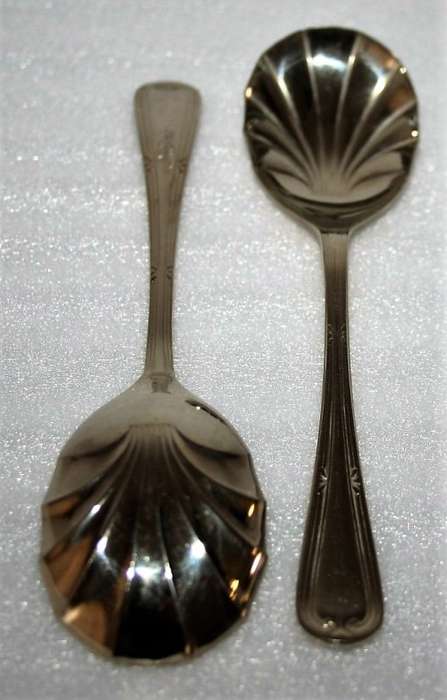 Two Vintage Deep silver Shell Sugar Spoon ... SIPELIA RUSLESS NICKLE SILVER SHEFFIELD ENGLAND