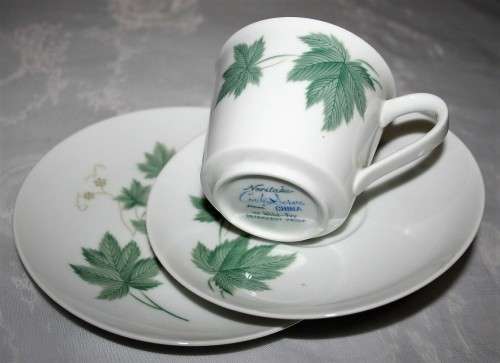 A Stylish Vintage mid century Noritake Trio Set in their Wild Ivy pattern, produced From1959