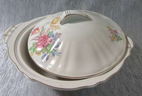 ABSOLUTELY BEAUTIFUL AND TRULY ELEGANT J&G MEAKIN OF ENGLAND ROSE & RIBON SERIES"  "SOL" 391413IS
