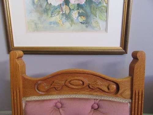 TWO STUNNING CARVED OAK DINGING CHAIRS WILL LOOK BEAUTIFUL AT TABLE ENDS - 2 AVAILABLE R690 EACH