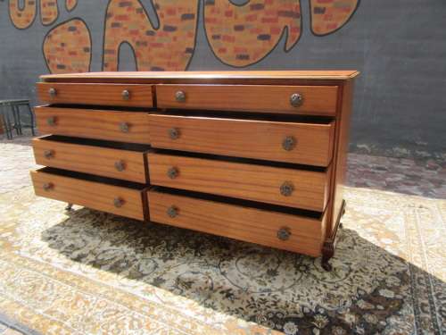 Impressive Queen Anne mahogany double width chest of drawers