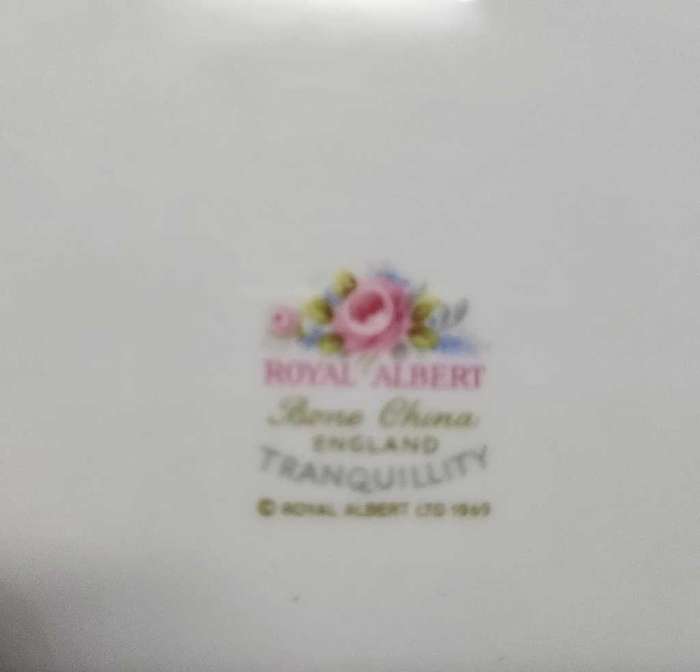 Royal Albert Tranquillity Large Serving Cake Plate