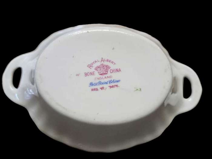 Royal Albert Petit Point bon bon dish