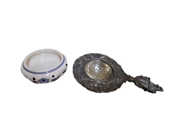 Delft Blue Tea Strainer