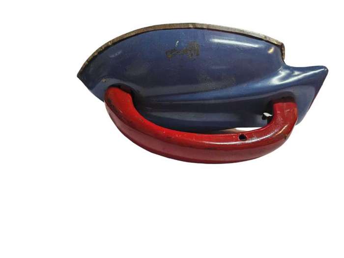 1940s Vintage Children`s Miniature Clotheing Iron