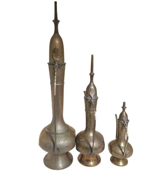 Vintage Hand Crafted Brass Aftaba