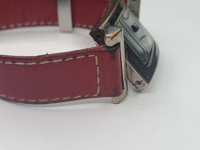 Vintage Hilfiger Ladies Watch T00187.1.