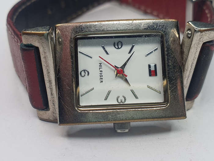 Vintage Hilfiger Ladies Watch T00187.1.