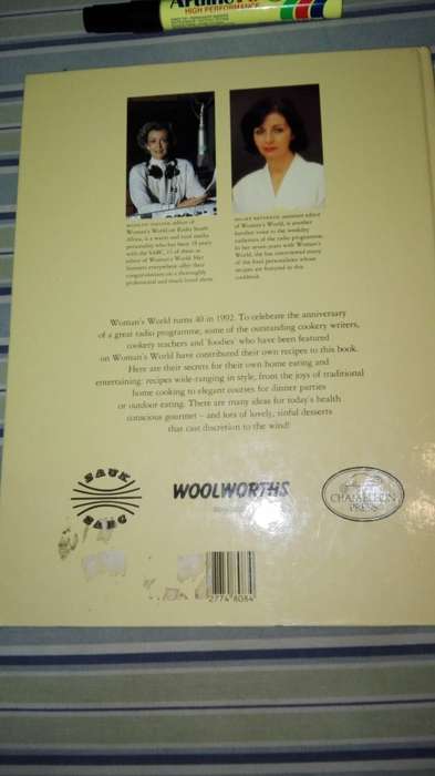 WOMAN`S WORLD 40th BIRTHDAY CELEBRATION COOKBOOK  ( Hardcover  cook book Womens world radio    )