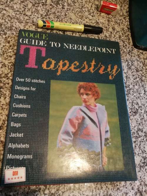 VOGUE GUIDE TO NEEDLEPOINT TAPESTRY Edited by JUDY BRITTAIN