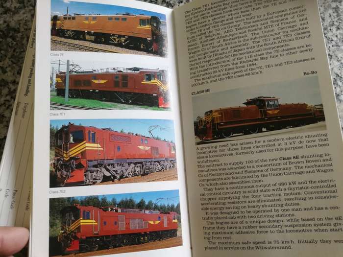 LOCOMOTIVES OF THE SOUTH AFRICAN RAILWAYS A CONCISE GUIDE  LEITH PAXTON ( includes Steam trains