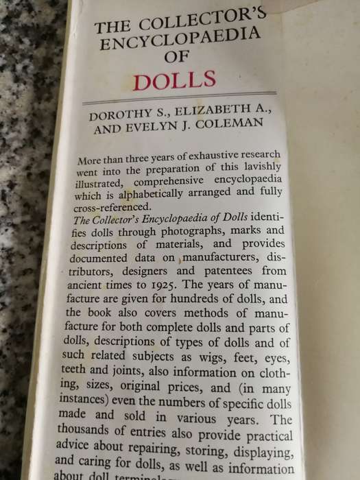 THE COLLECTORS ENCYCLOPAEDIA OF DOLLS 2000 Illustrations DOROTHY S ELIZABETH A & E J COLEMAN