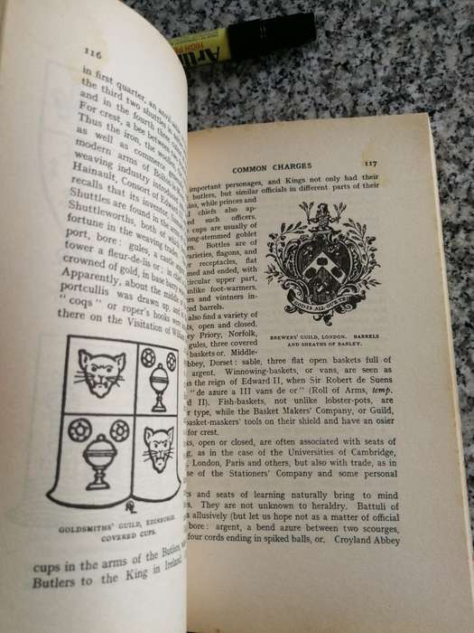 CONCISE ENCYCLOPEDIA OF HERALDRY GUY CADOGAN ROTHERY  pictorial representations identify individuals
