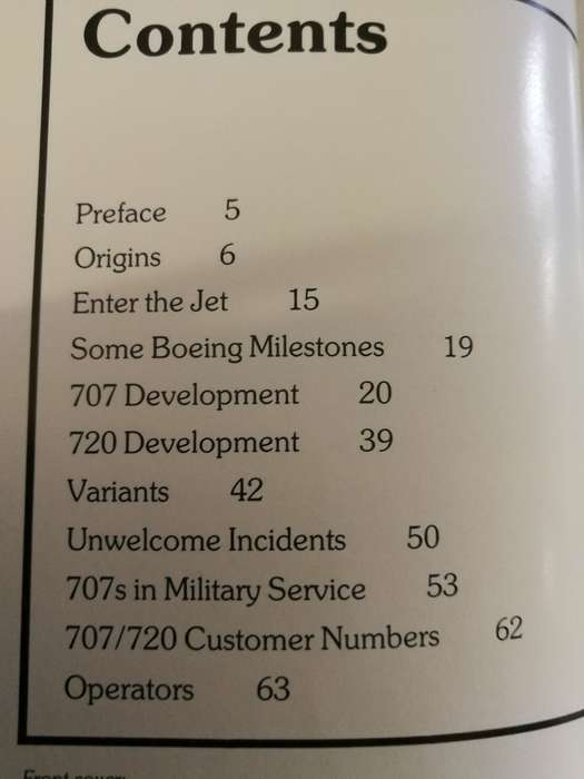 2 Books JUMBO JETLINERS Boeing 747 Mike Savage plus BOEING 707 Alan J Wright ( aviation aircraft )