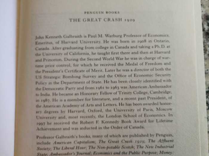 THE GREAT CRASH 1929 JOHN KENNETH GALBRAITH The Classic Study of that disaster ( economics )