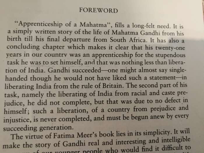 APPRENTICESHIP OF A MAHATMA FATIMA MEER ( Foreword Alan Paton )  Mahatma Gandhi )