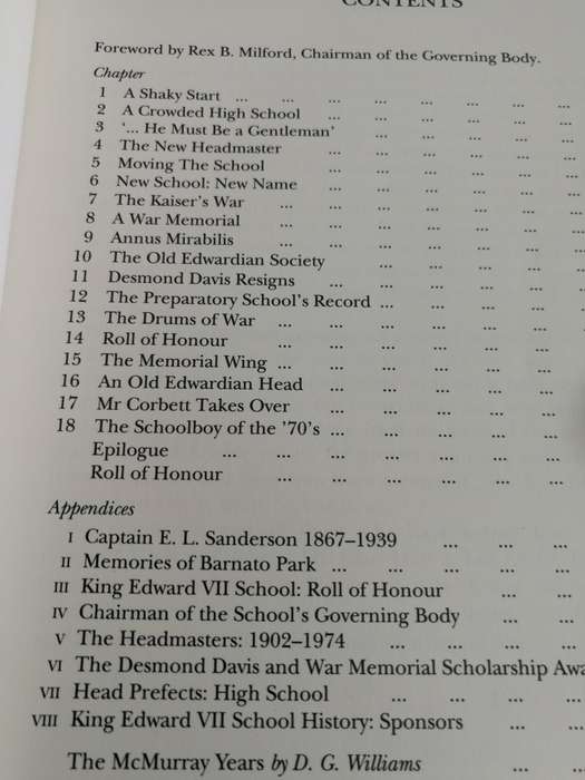 STRENUE THE STORY OF KING EDWARD SCHOOL  A P CARTWRIGHT Supplemented by D G WILLIAMS