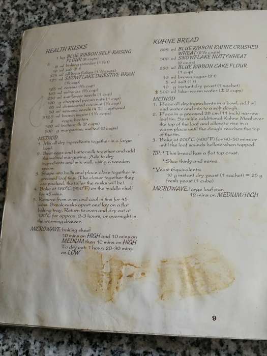 THE BLUE RIBBON BOOK OF BEAUTIFUL BAKING compiled by SHELLEY STEVENSON ( please note condition )