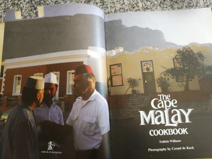 The CAPE MALAY COOKBOOK FALDELA WILLIAMS ( Softcover )