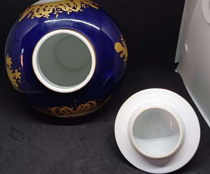 ANTIQUE DRESDEN JAR WITH LID