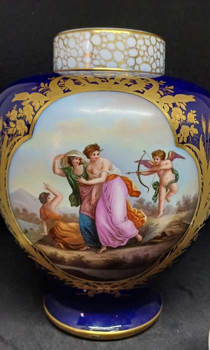 ANTIQUE DRESDEN JAR WITH LID