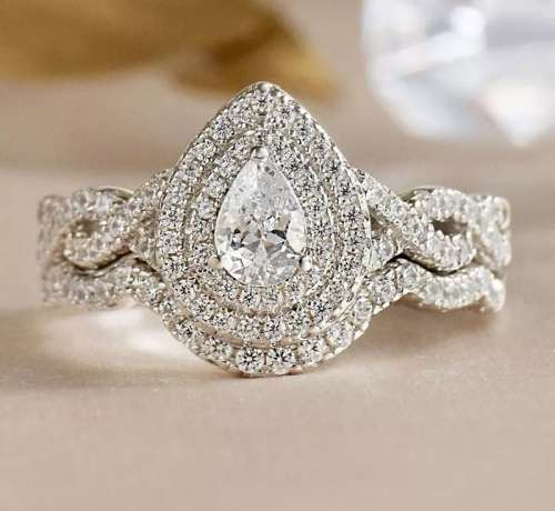 NAVADA Engagement & Wedding Ring Set (Size 8/P)
