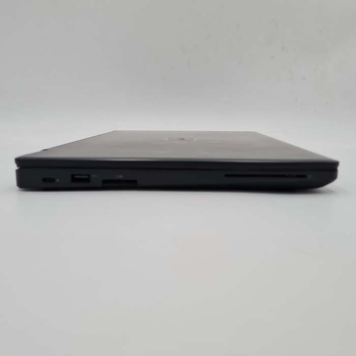 Dell Latitude 5490 - Intel Core i7 8650U, 16GB DDR4 RAM, 256GB NVMe SSD