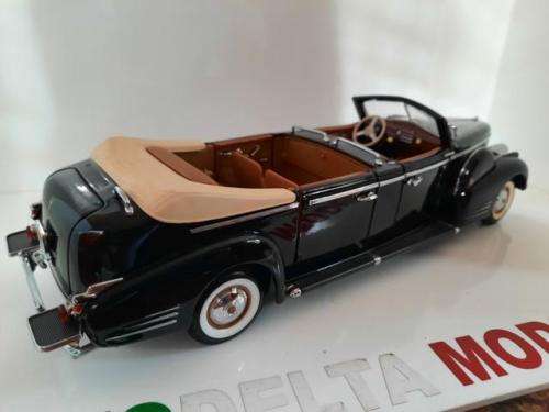 1938 CADILLAC V 16 PRESIDENTIAL LIMOUSINE