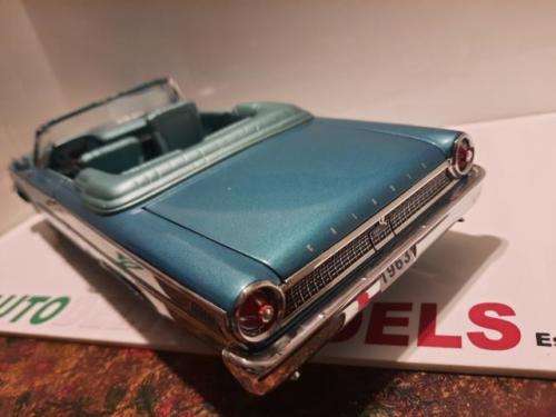 FORD FAIRLANE 500