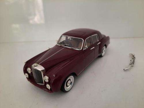 BENTLEY CONTINENTAL FLYING SPUR