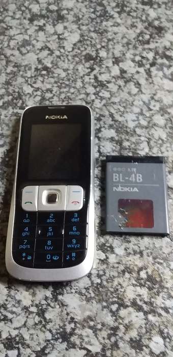Old Nokia Feature Phone
