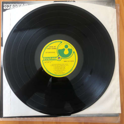 SCORPIONS - LOVE AT FIRST STING . LP Vinyl Album