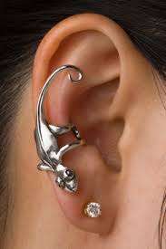Chameleon ear cuff silver