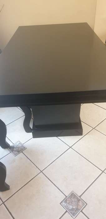 6Seater Dinning room table
