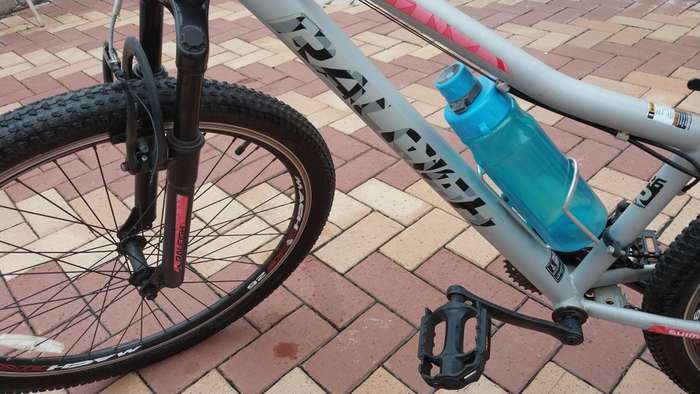 RALEIGH 26-inch 21-Speed Mountain Bicycle