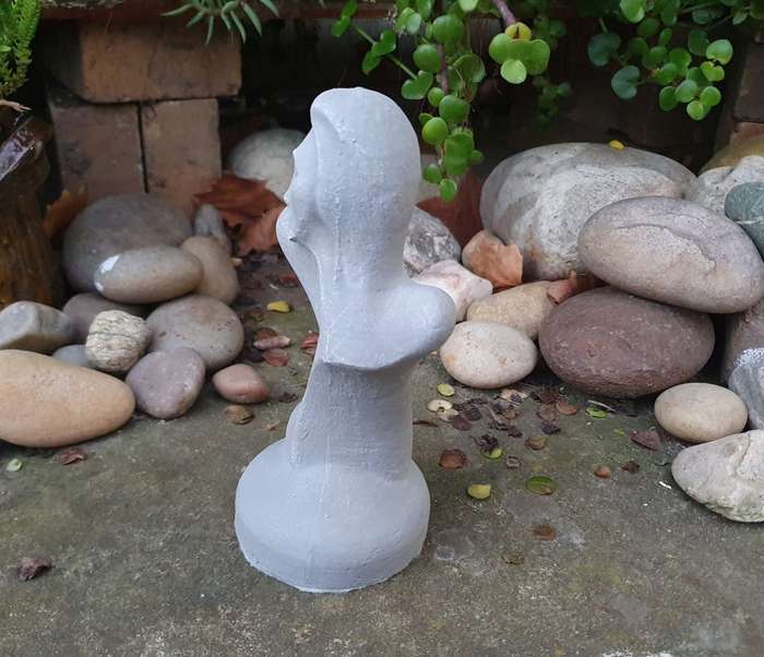 Artistic Tasteful Beautiful Women Mini Statue