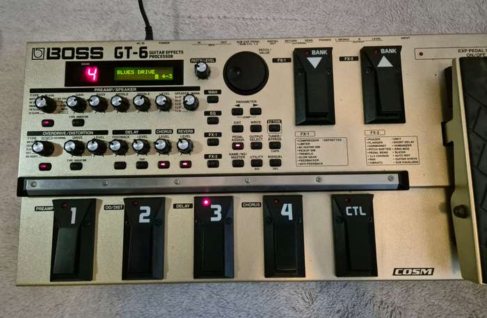 Boss GT-6 Guitar Multi-effects Pedal