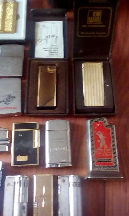 Collection Of 25 Vintage Lighters Including Zippo's (See Description)