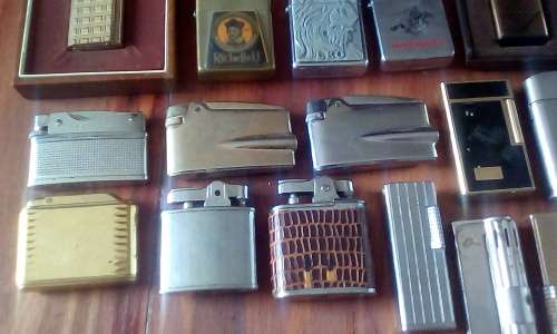 Collection Of 25 Vintage Lighters Including Zippo's (See Description)