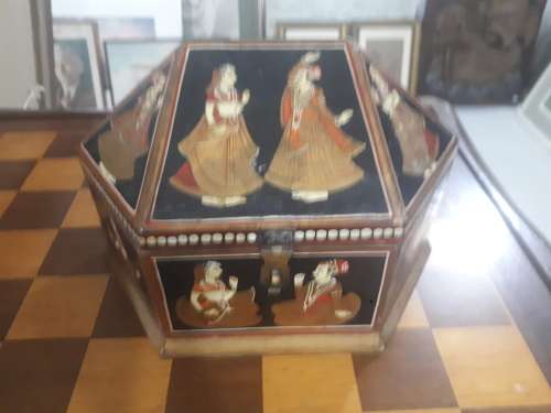 Early 1900`s Turkish Jewellery Box Hand Painted With Velvet Interior