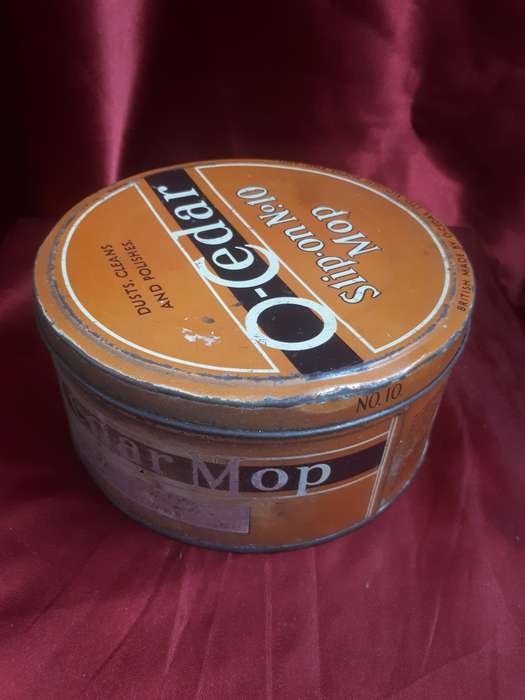 (1920 - 1969) O-Cedar Slip on No 10 Mop Tin
