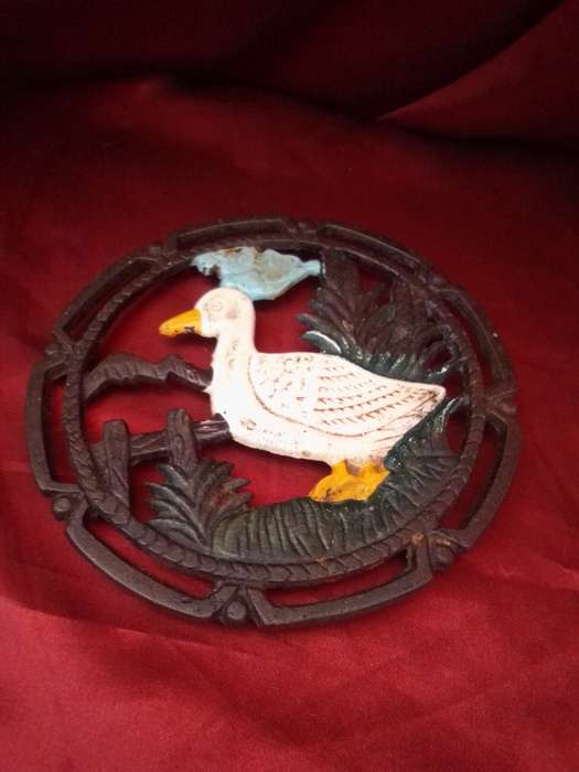 Old Duck Themed Cast Iron Trivet